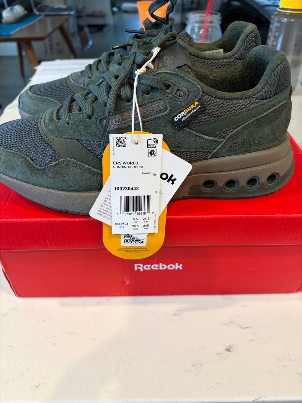 Reebok ERS World Unisex Sneakers